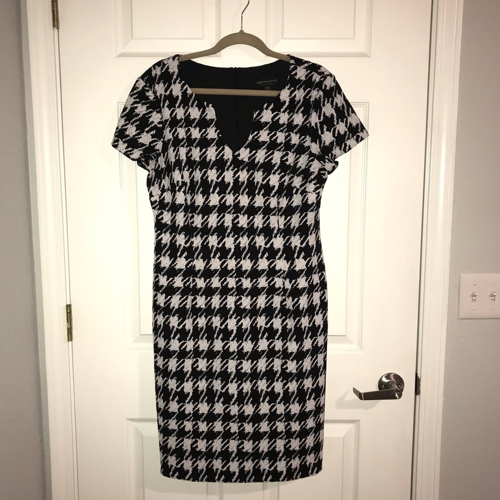 12, black and white, houndstooth